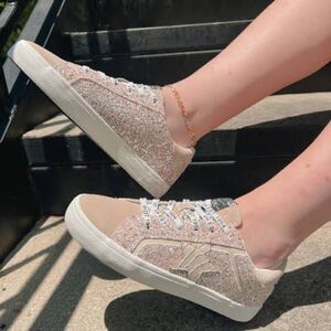 Vintage Havana Action 2 Glitter Lace Up Sneaker‎ Shoes Size 6.5 NEW WITH TAG